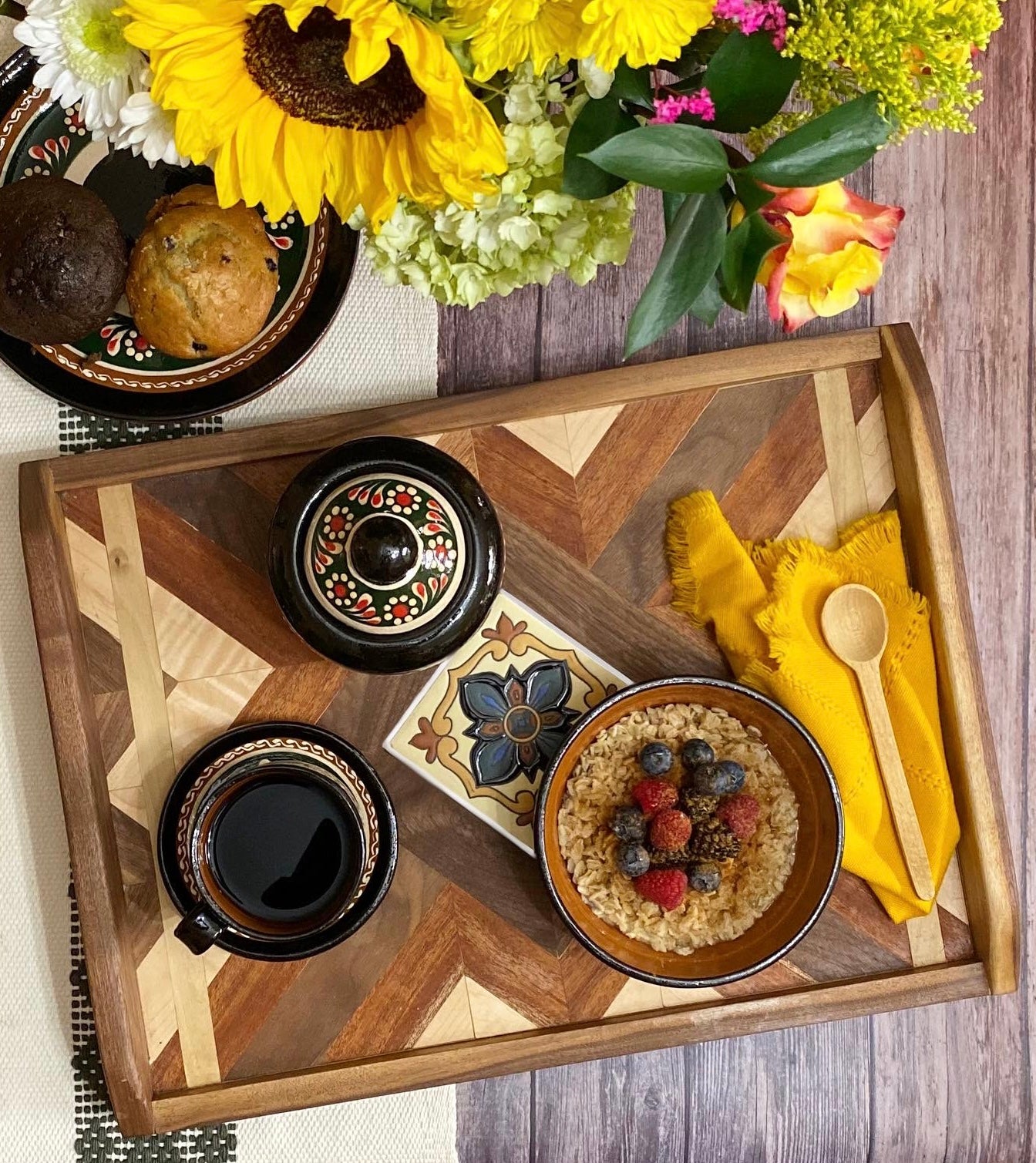 Victoria serving tray